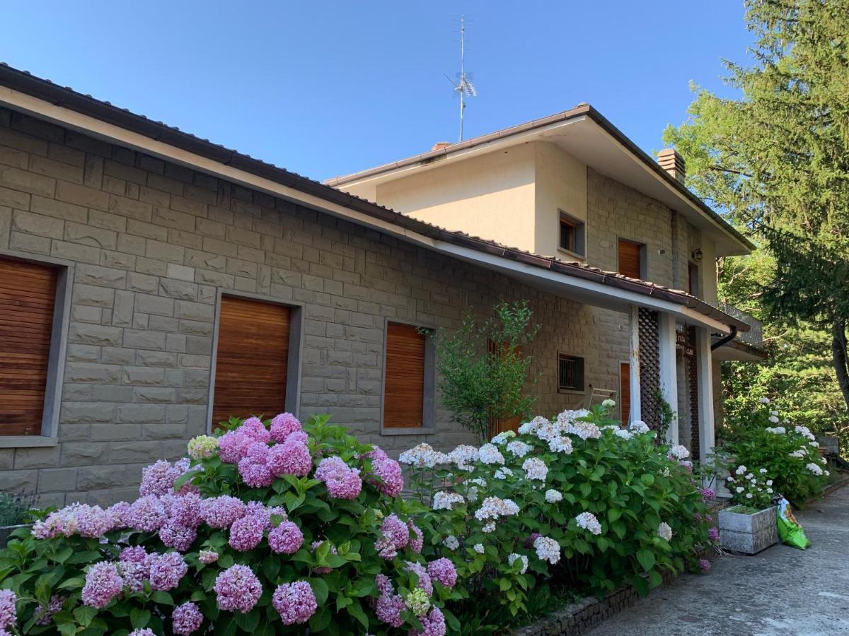 Peaceful Country Living At Apartments At Villa Clara Vimignano-Chiesa Kültér fotó